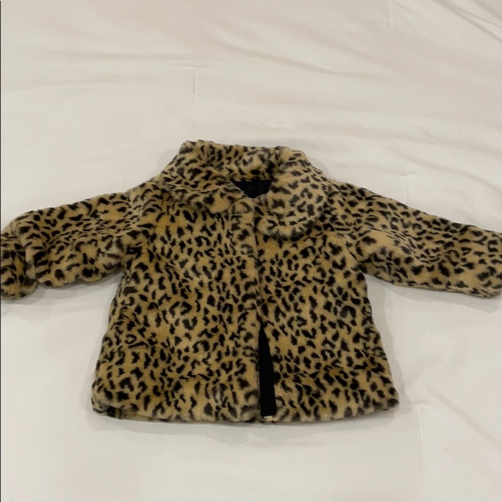 Cherokee faux fur leopard print winter paecoat